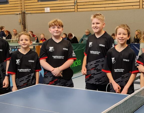 Tischtennis-Jugend: erfolgreich in Börßum beim Ortsentscheid der Mini-Meisterschaften am 5.2.2023