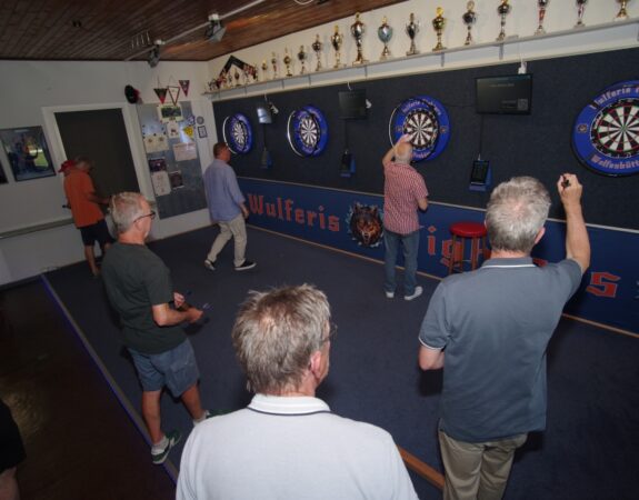 Gesundheitssportler: Darts-Schnuppertraining im Okerstadion